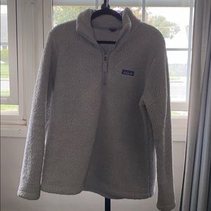 Patagonia grey fuzzy sweatshirt